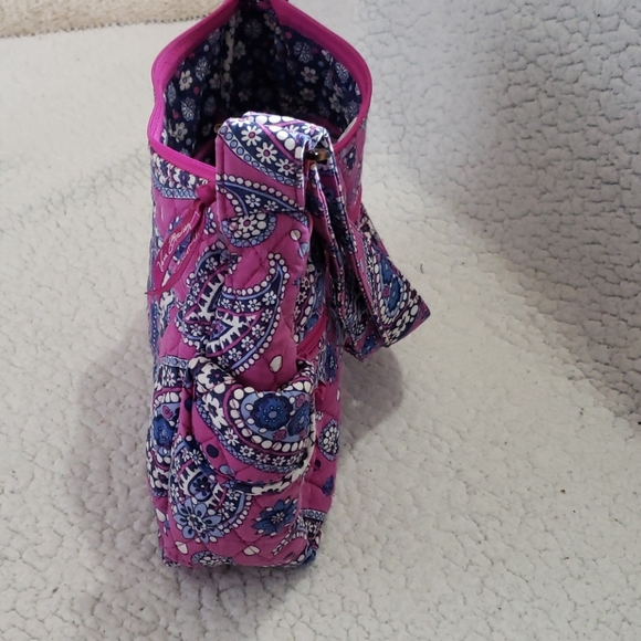 Beautiful Vera Bradley handbag - Picture 6 of 11